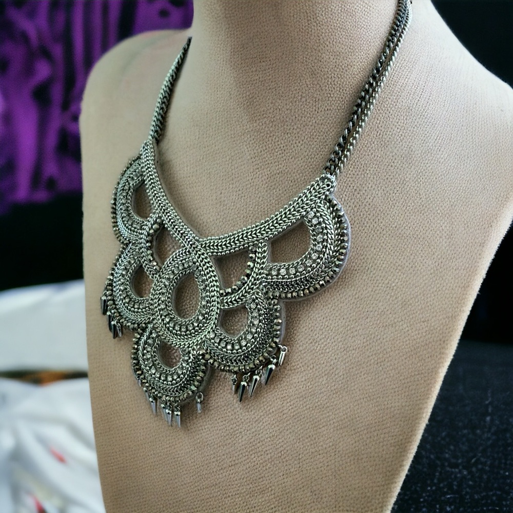 stella & dot tallulah bib statement necklace spikes rhinestone costume jewelry